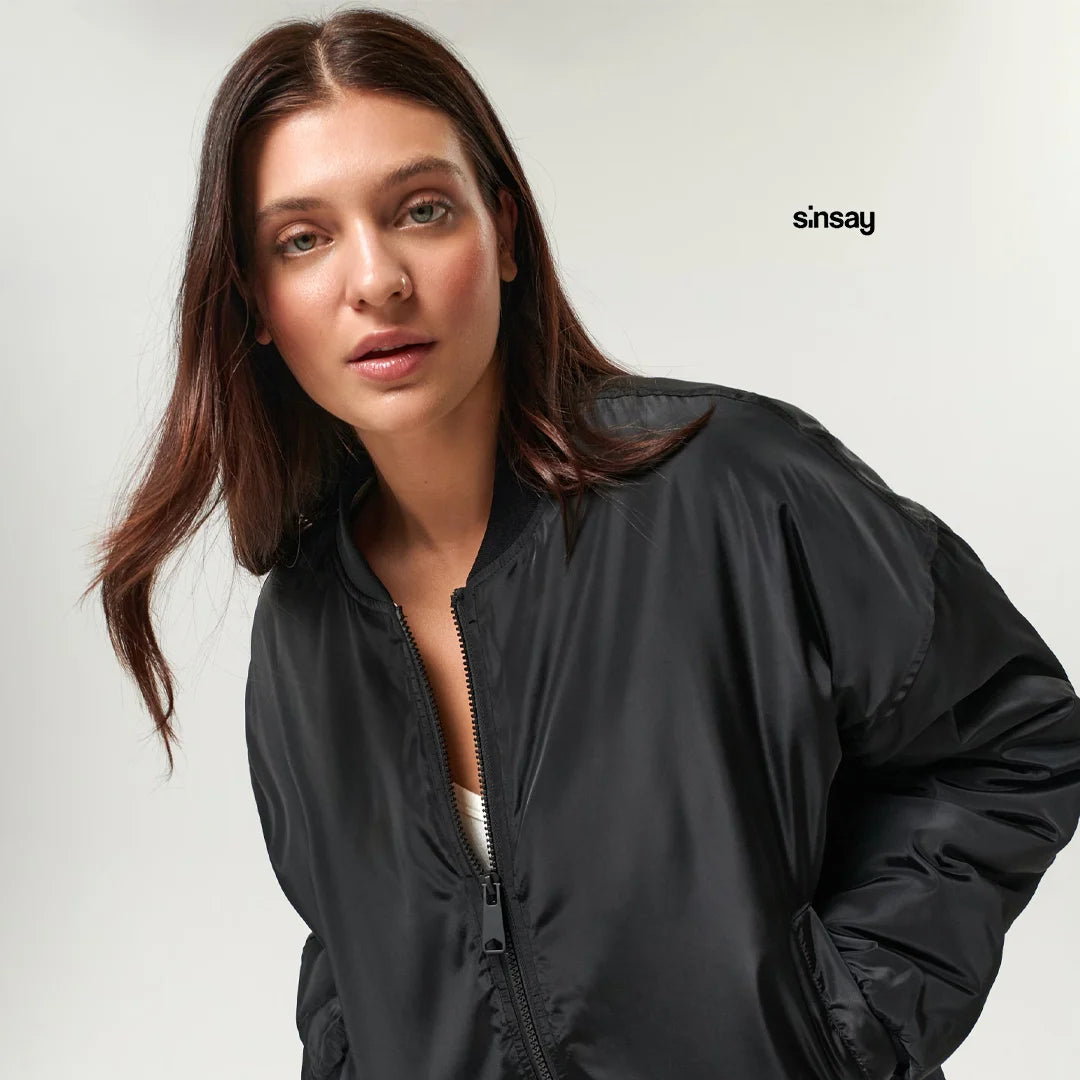 Classic Bomber Jacket for Women – Lightweight Everyday Look