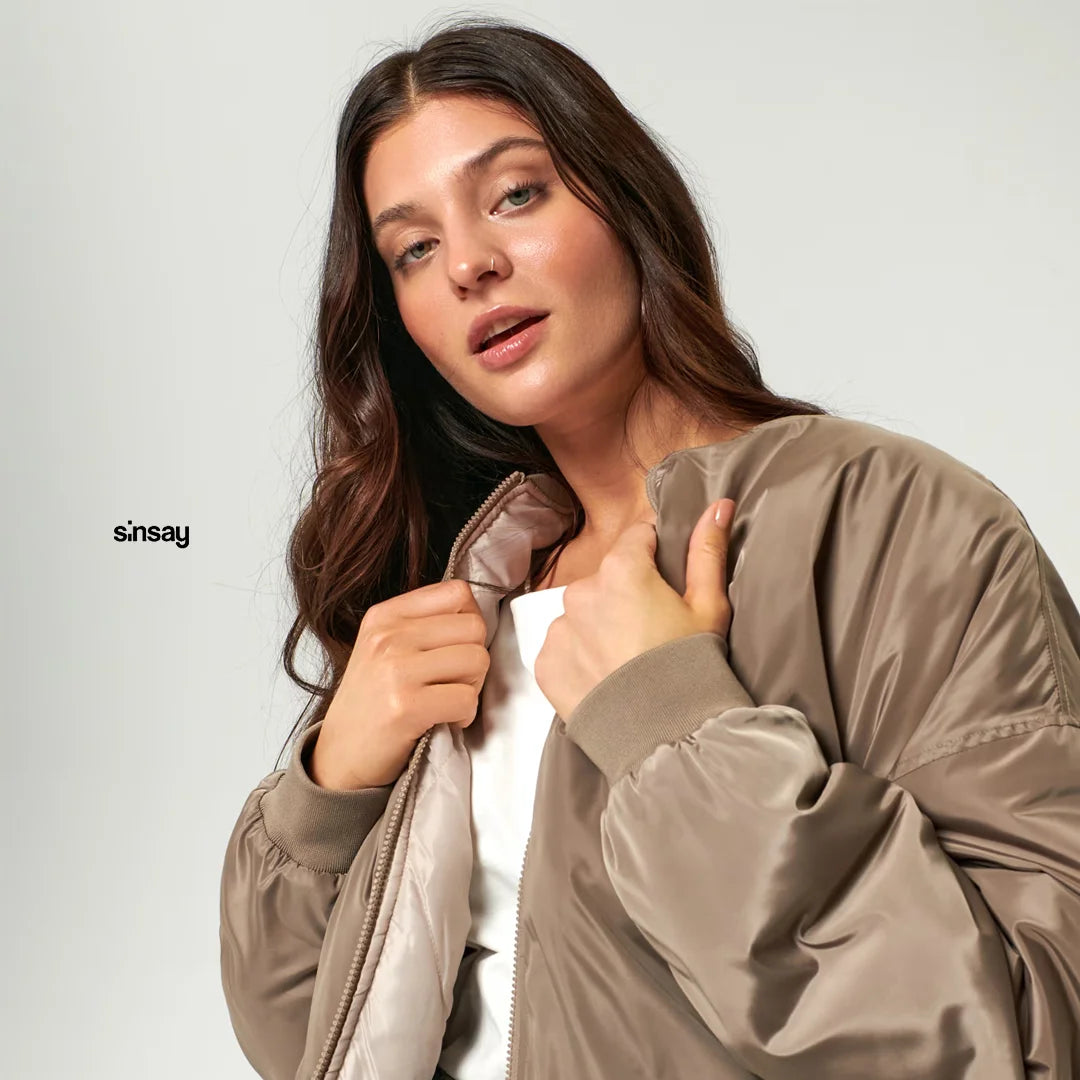 Classic Bomber Jacket for Women – Lightweight Everyday Look